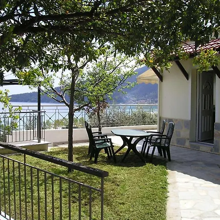 Daire Pegasos Chrysi Ammoudia